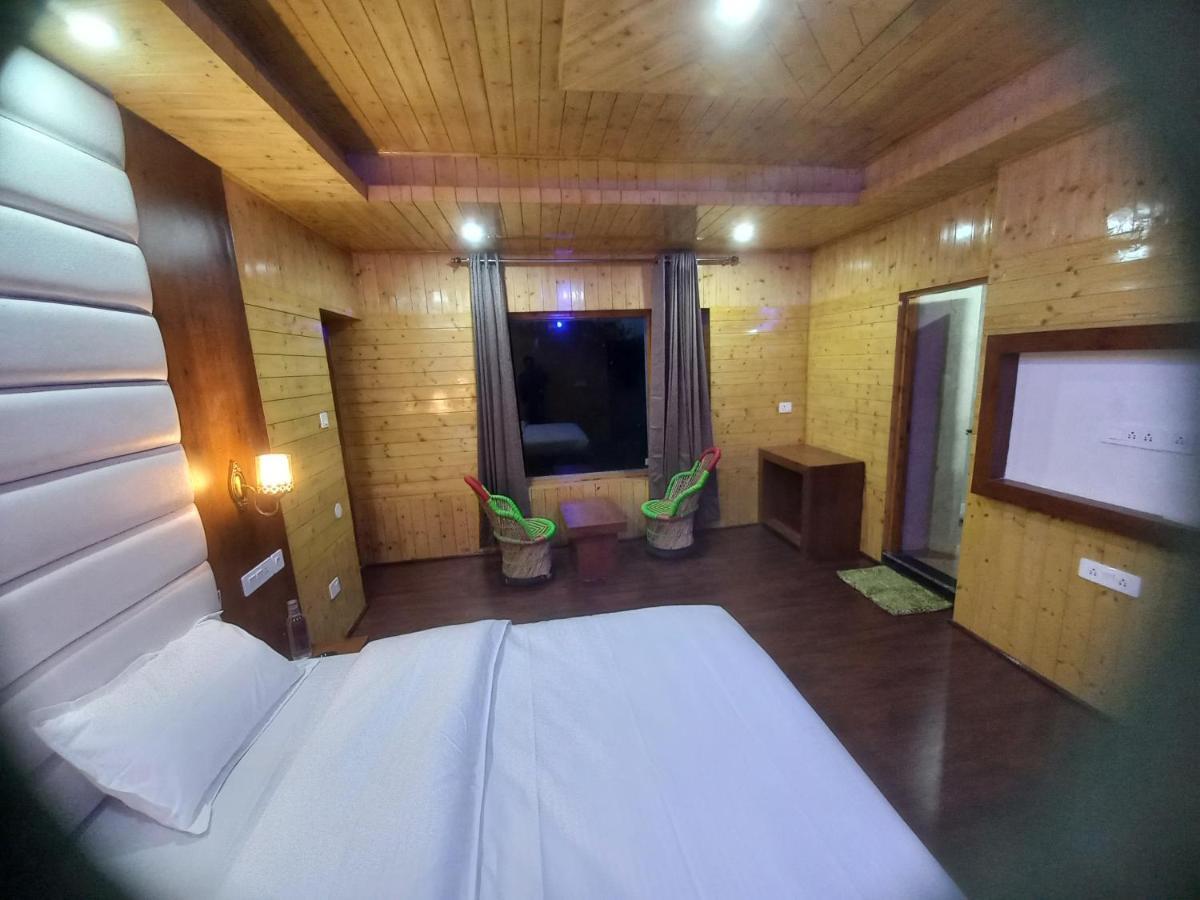 Humble Holiday Inn Kufri Simla Eksteriør bilde