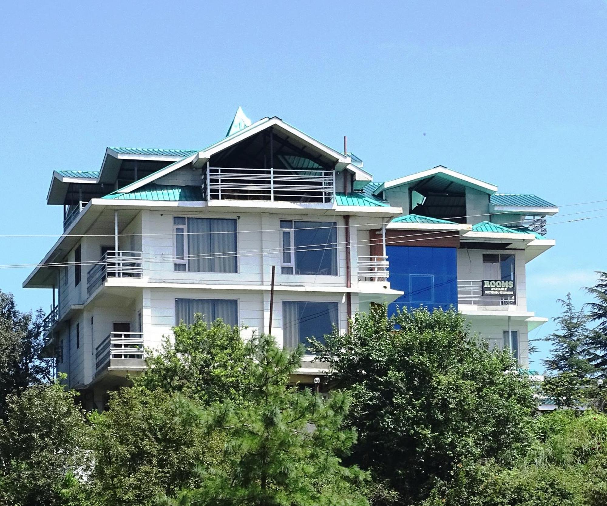 Humble Holiday Inn Kufri Simla Eksteriør bilde